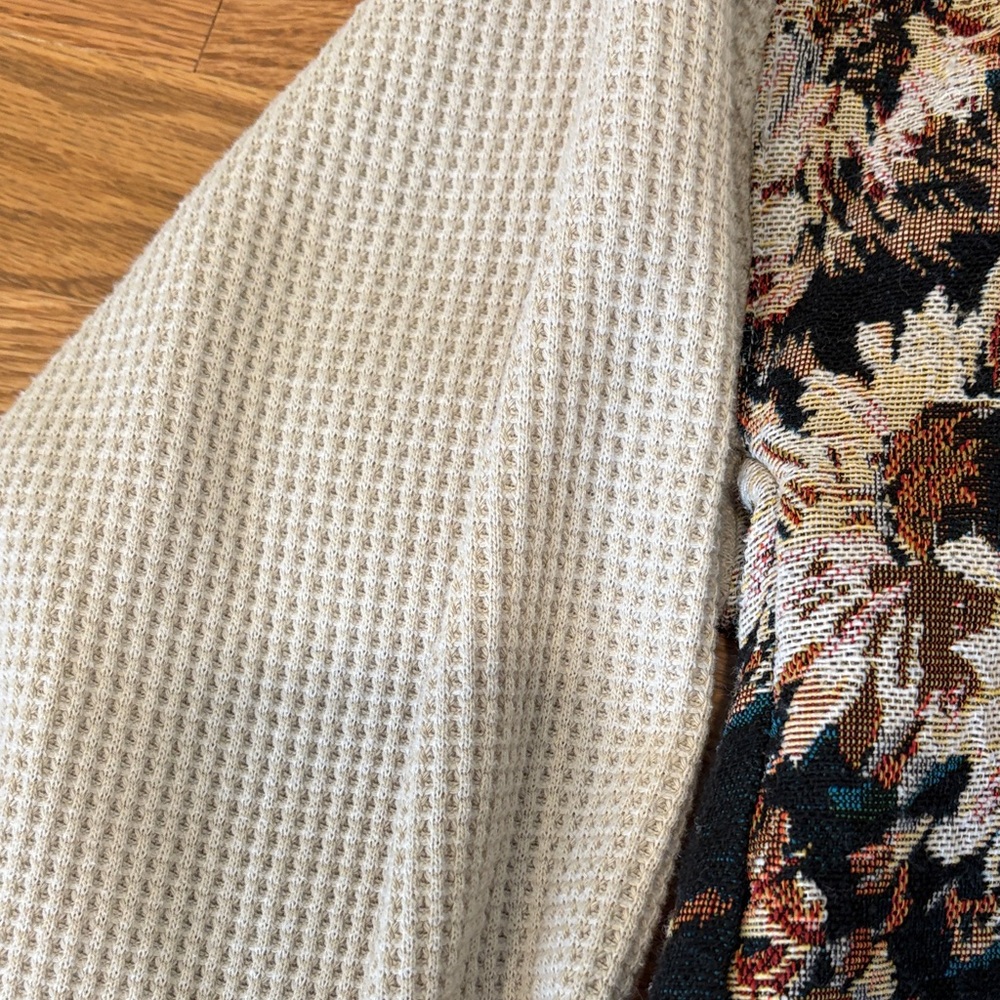Oversized Button Down - Picture 5 of 6
